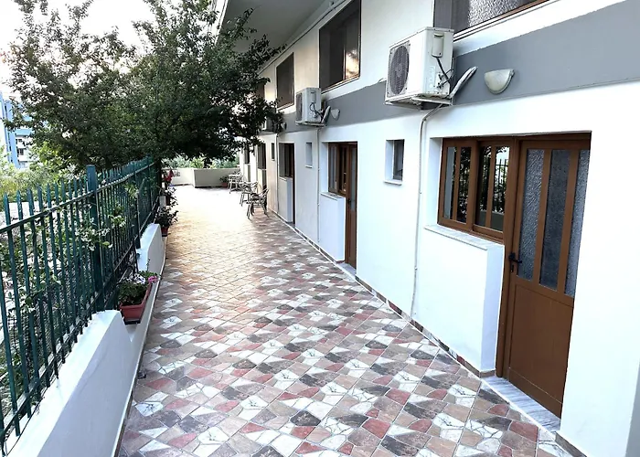 Flutura Apartments